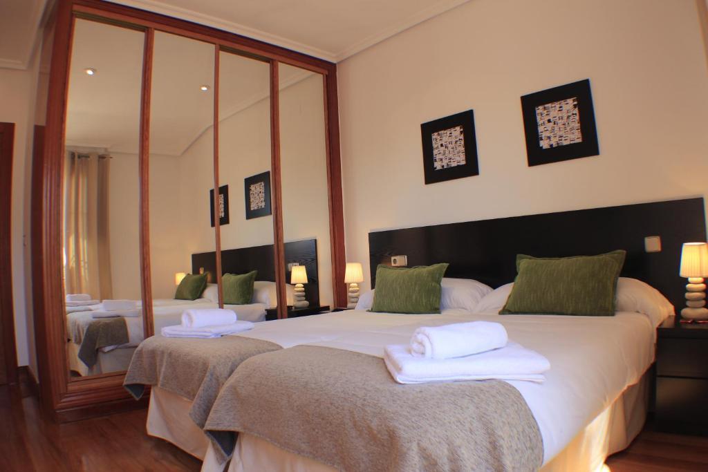 New Point Madrid Apartments מראה חיצוני תמונה
